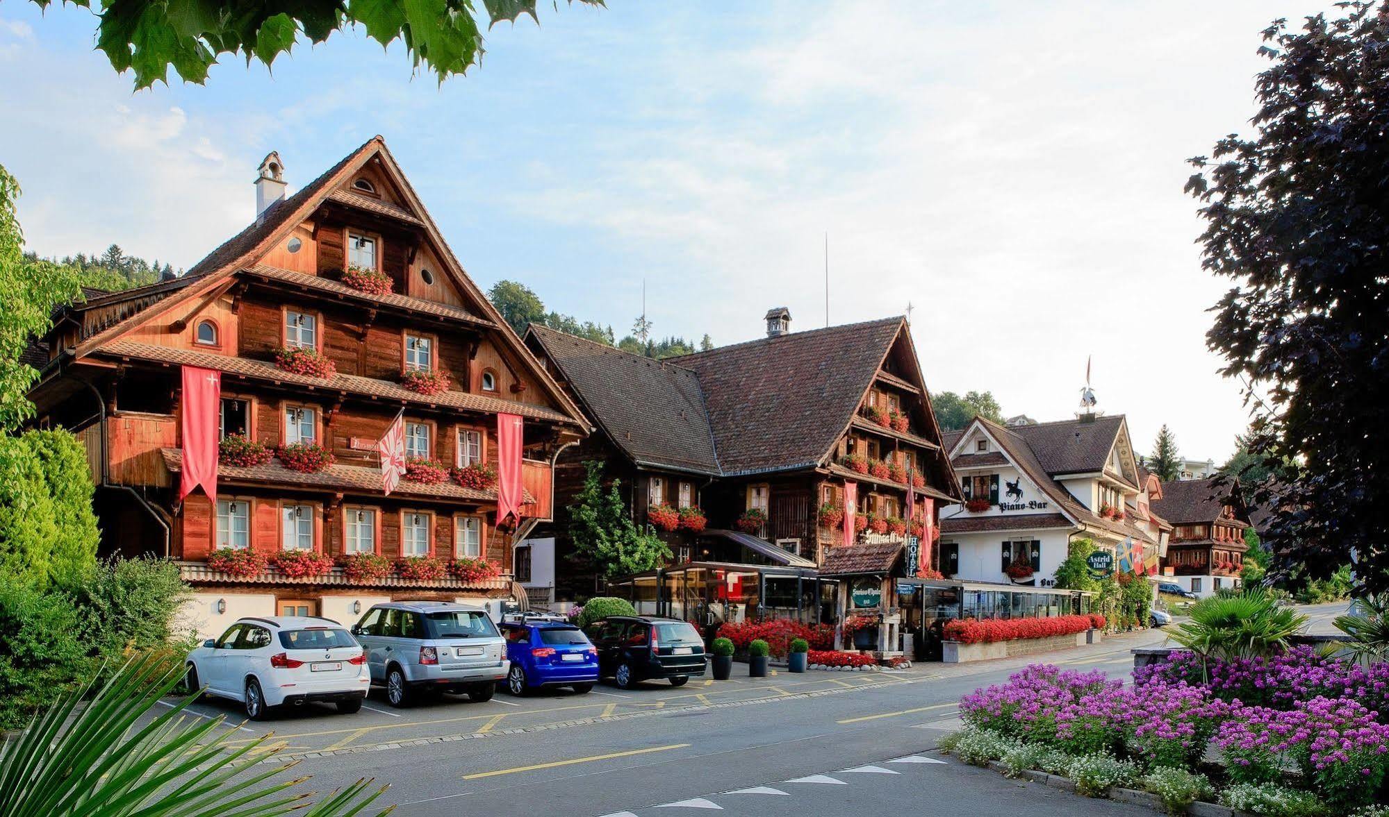 Swiss-Chalet Merlischachen - Historik Chalet-Hotel Lodge Küssnacht Dış mekan fotoğraf