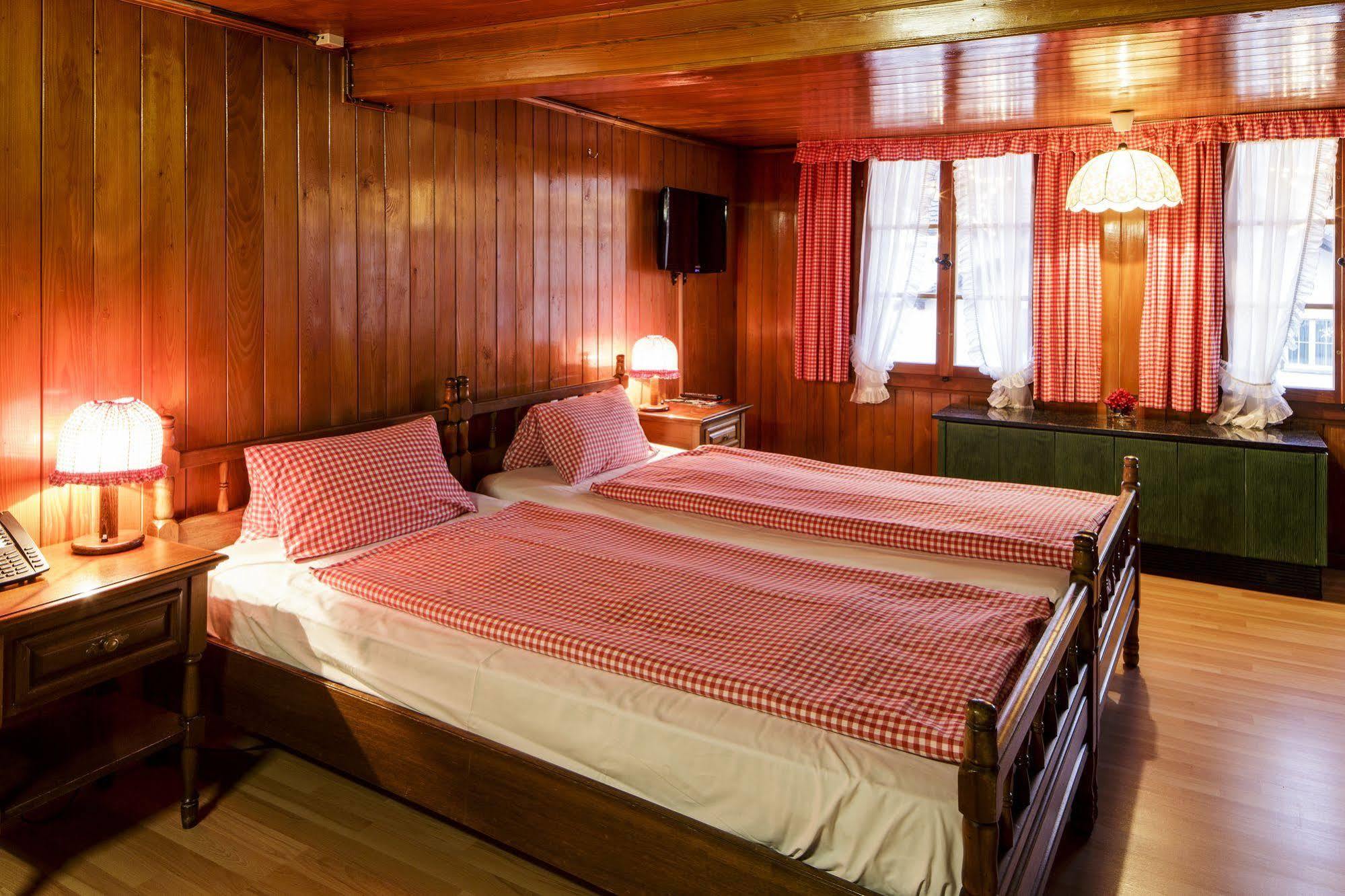Swiss-Chalet Merlischachen - Historik Chalet-Hotel Lodge Küssnacht Dış mekan fotoğraf